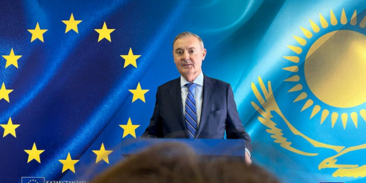 ЕО-дан Астанаға ескерту. «Санкцияны айналып өтетін елге айналмаңыздар»