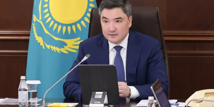 «Өртке қарсы жұмыстар баяу жүріп жатыр». Премьер әкімдерді қоқыс тазартуға міндеттеді