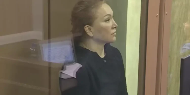 Гүлмира Сатыбалдының сотында жәбірленуші сот залынан шығарылды