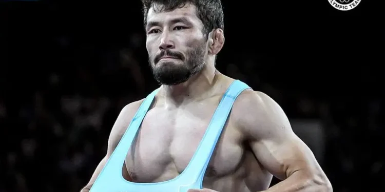 Демеу Жадыраев Париж Олимпиадасының күміс жүлдесін жеңіп алды