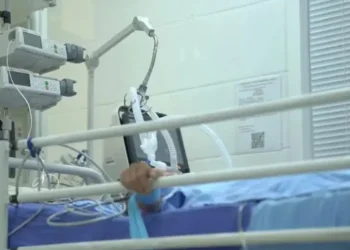 Тапа-тал түсте көшеде тұтанған төбелес. 1 адам қаза тапты, тағы бірі ауыр халде жатыр