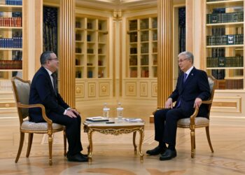 «Транзит жайлы айтуға ерте». Президент Қаңтар оқиғасын «жөнсіздік» деп атады