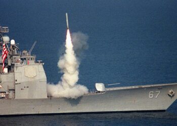 АҚШ-тың Иран соғысында алыс қашықтыққа арналған қаруын түгескені хабарланды