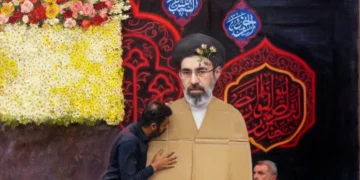 Ормуз – қысым құралы. Кіші Хаменеи көпке көрінбей алғашқы үндеуін жолдады