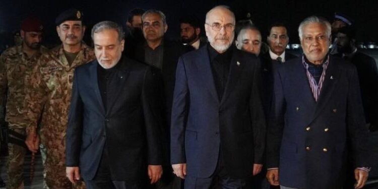 Иран мен АҚШ Исламабадтағы келіссөзде де мәмілеге келе алмады