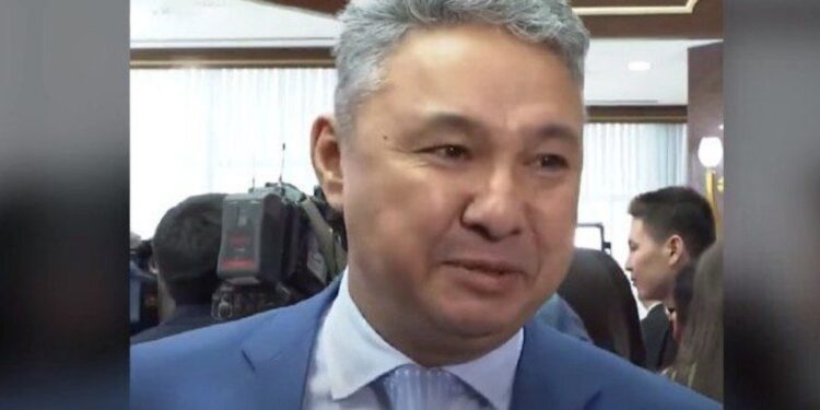 AMANAT «Әділетке» қосылатын болған соң «Ақ жол» да басшысын ауыстырды