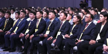 Ол «иә» деді. «Әділет» бұрынғы билікшіл партиямен қосылуға келісім берді
