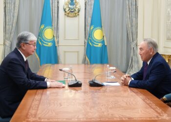 Астана күні. Президент экс-президентті туған күнімен құттықтады